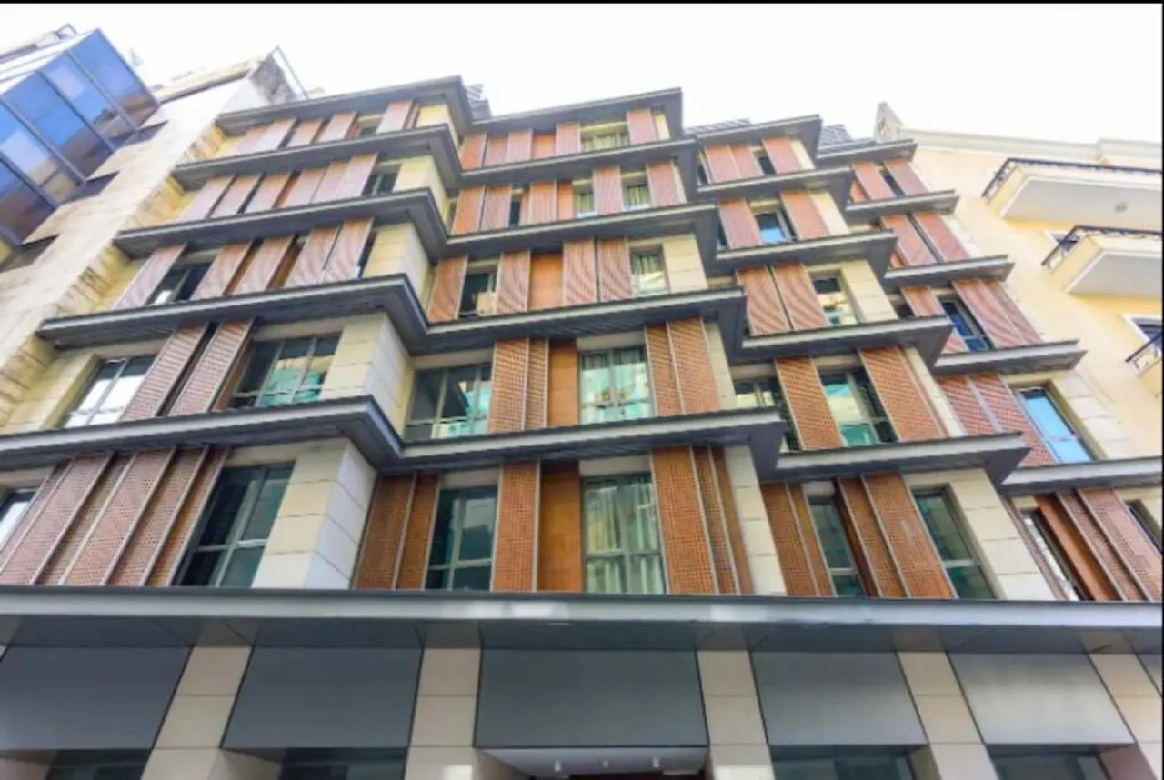 Symphony 1 Bedroom Apartment In Solidere Beirut
